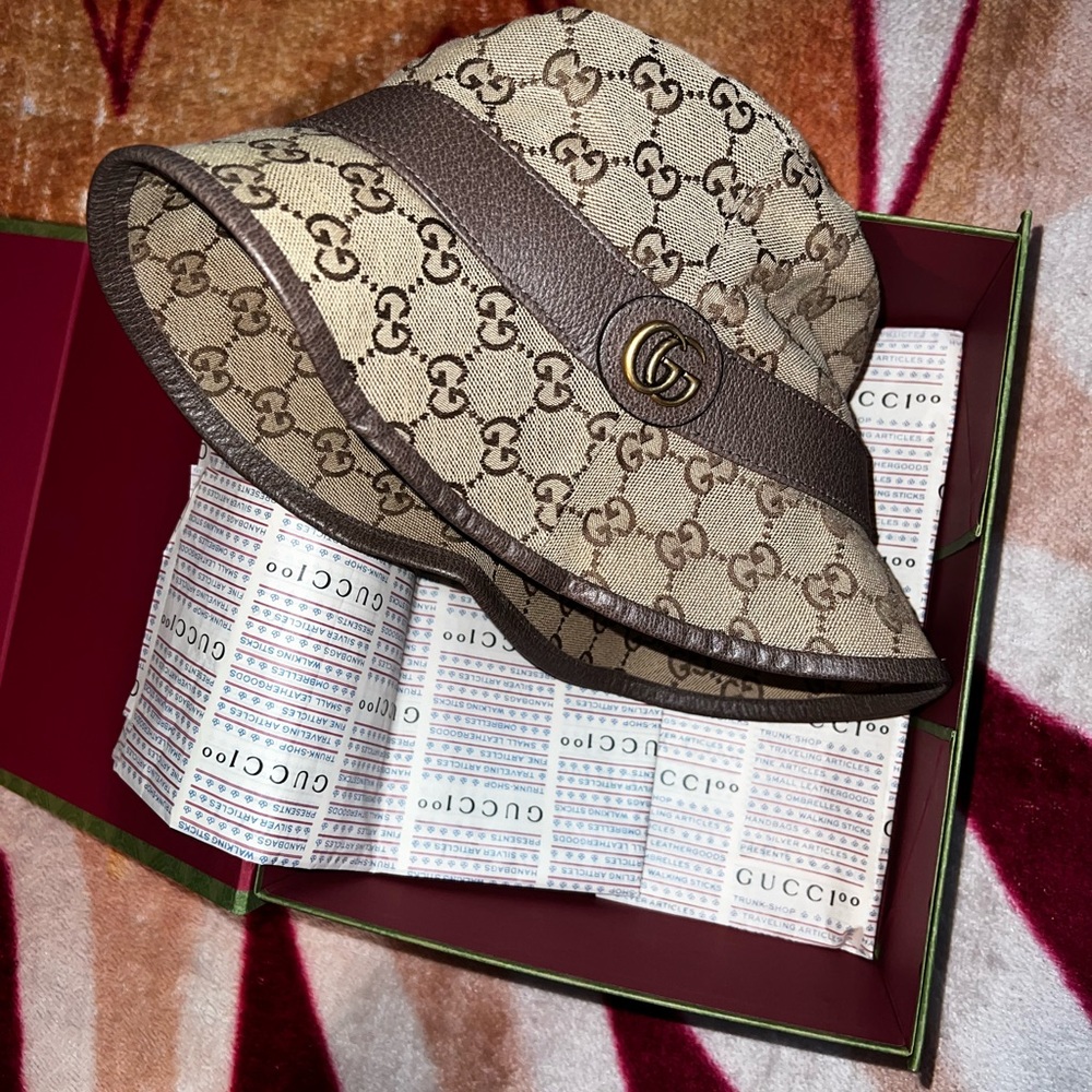 *SOLD* Gucci GG Canvas Bucket Hat *SOLD*